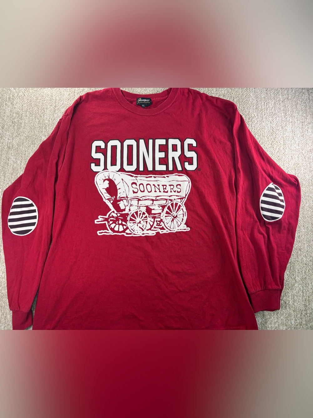 Sooners Crimson Long-Sleeve Graphic Tee with Wagon Motif
